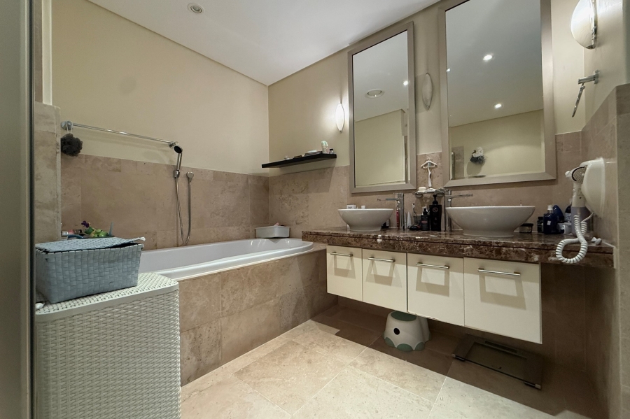 To Let 3 Bedroom Property for Rent in Waterfront Western Cape